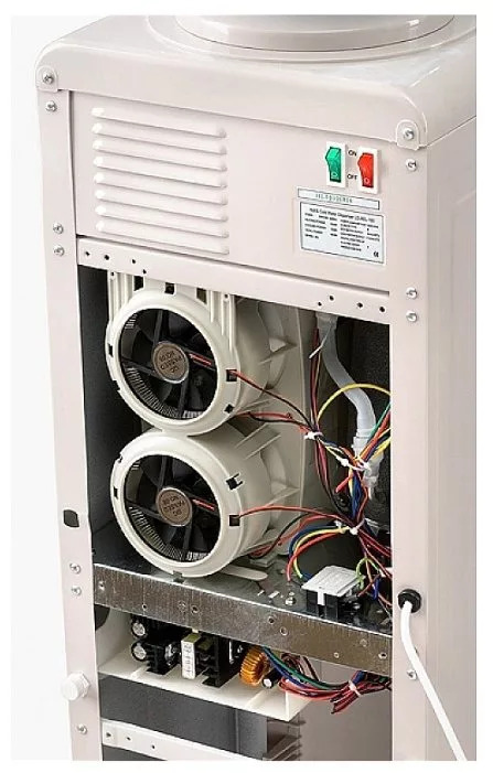 Как установить бутыль на кулер? Игла приема кулера.