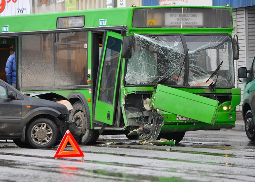 Картинки аварии автобусов