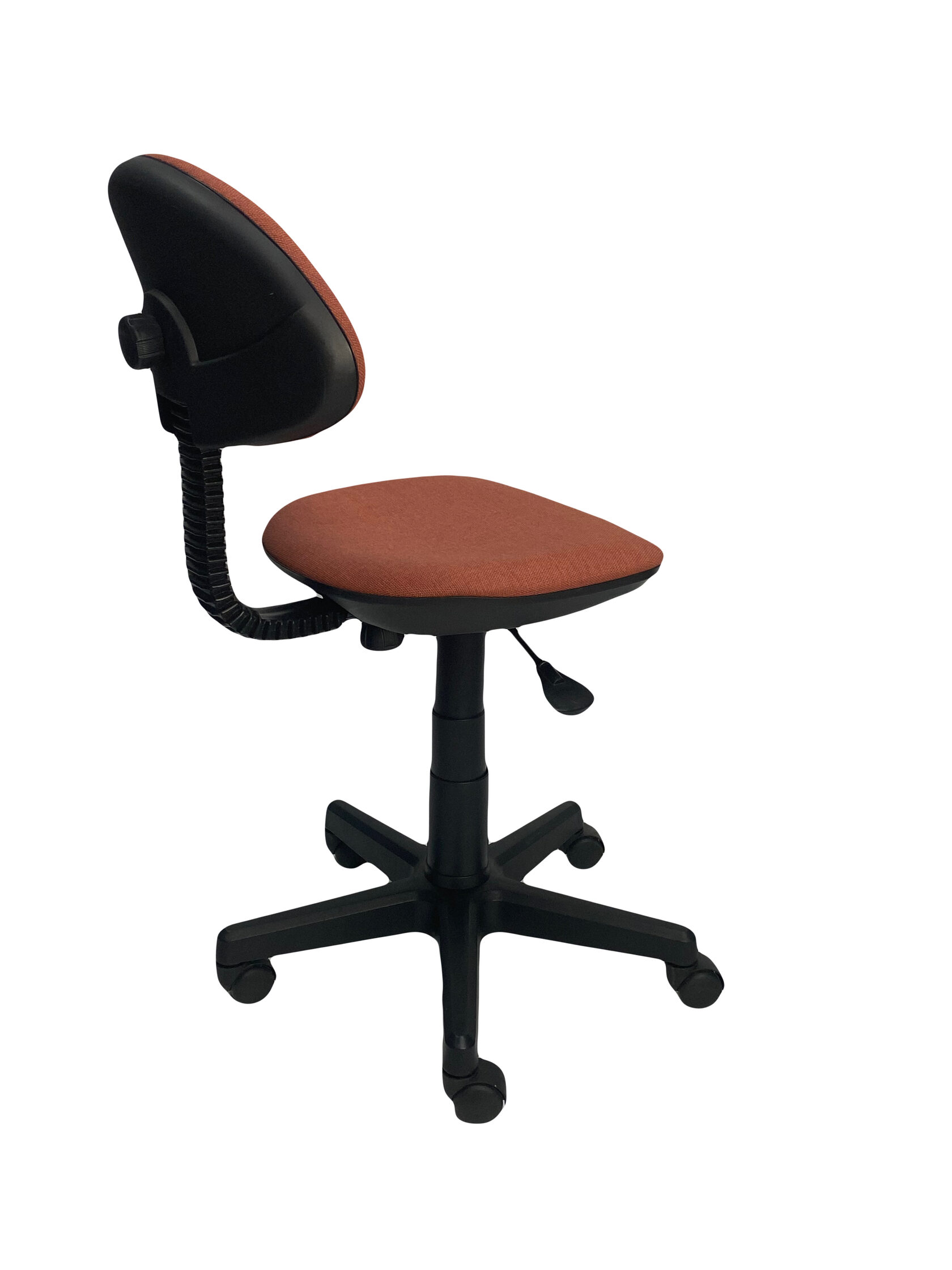 Офисное кресло для работы за компьютером