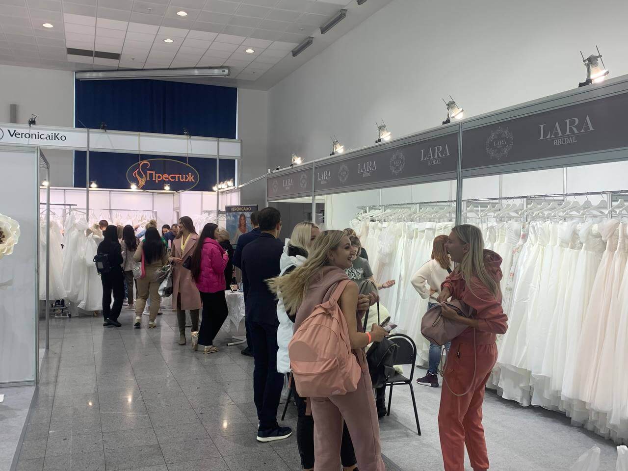 Wedding fashion moscow 2024. Выставка свадебных платьев в Москве 2024. Свадьбы на ВДНХ 2024. Выставка экспозиция свадебный альбом в кр Горбатке. Выставка свадьба отзывы в Туле отзывы.