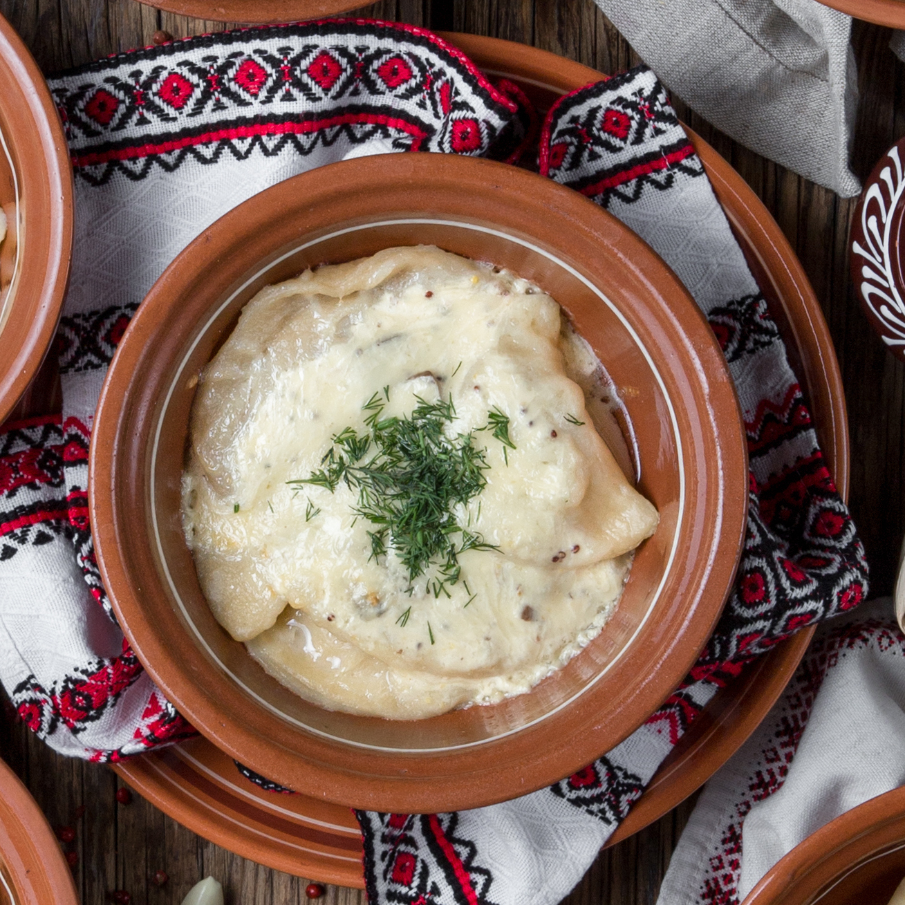 Вареники мясные запеченные с сыром