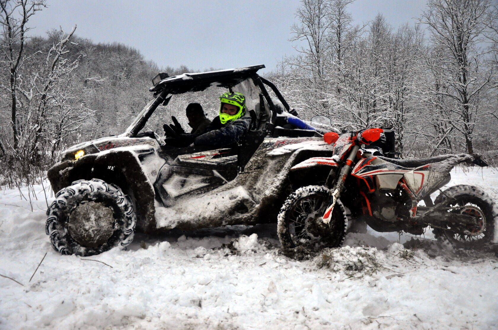 медведь шатун ярославль 2021. вездеход медведь шатун. медведь шатун 2023 мотофестиваль. медведь шатун ярославль 2020. медведь шатун группа рок.