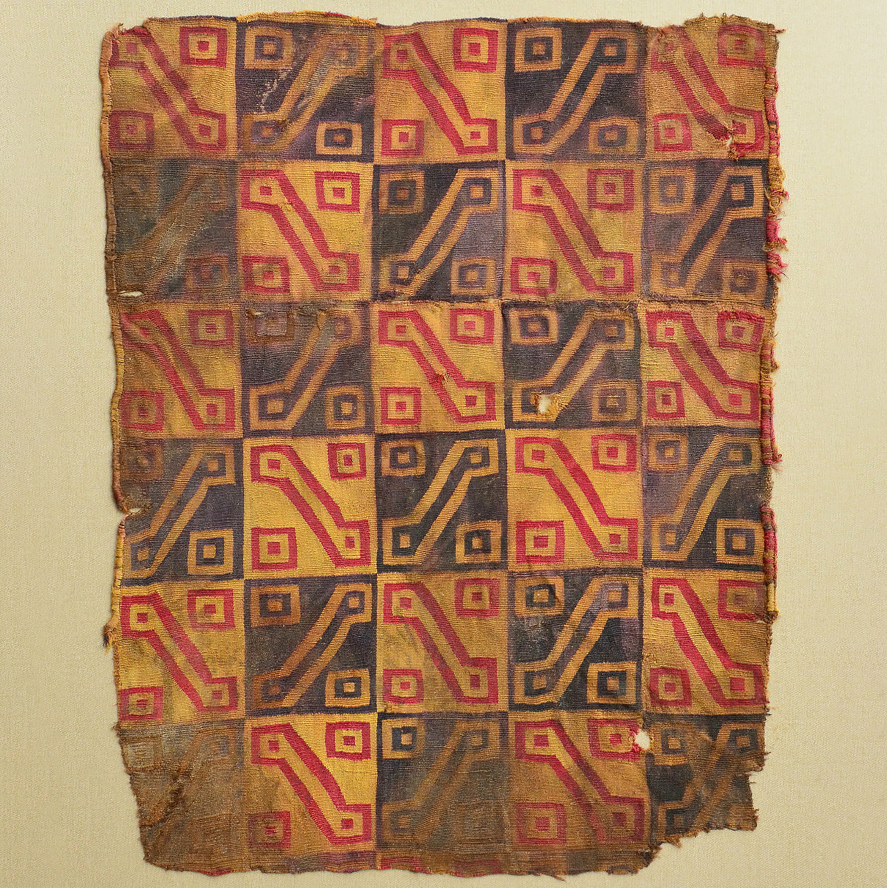 Фрагмент одежды. Инки, 1450-1530 гг. н.э. Коллекция Amano Precolumbian Textile Museum, Lima.