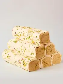 Рулет с фундучным кремом, кокосом и фисташкой — рулеты