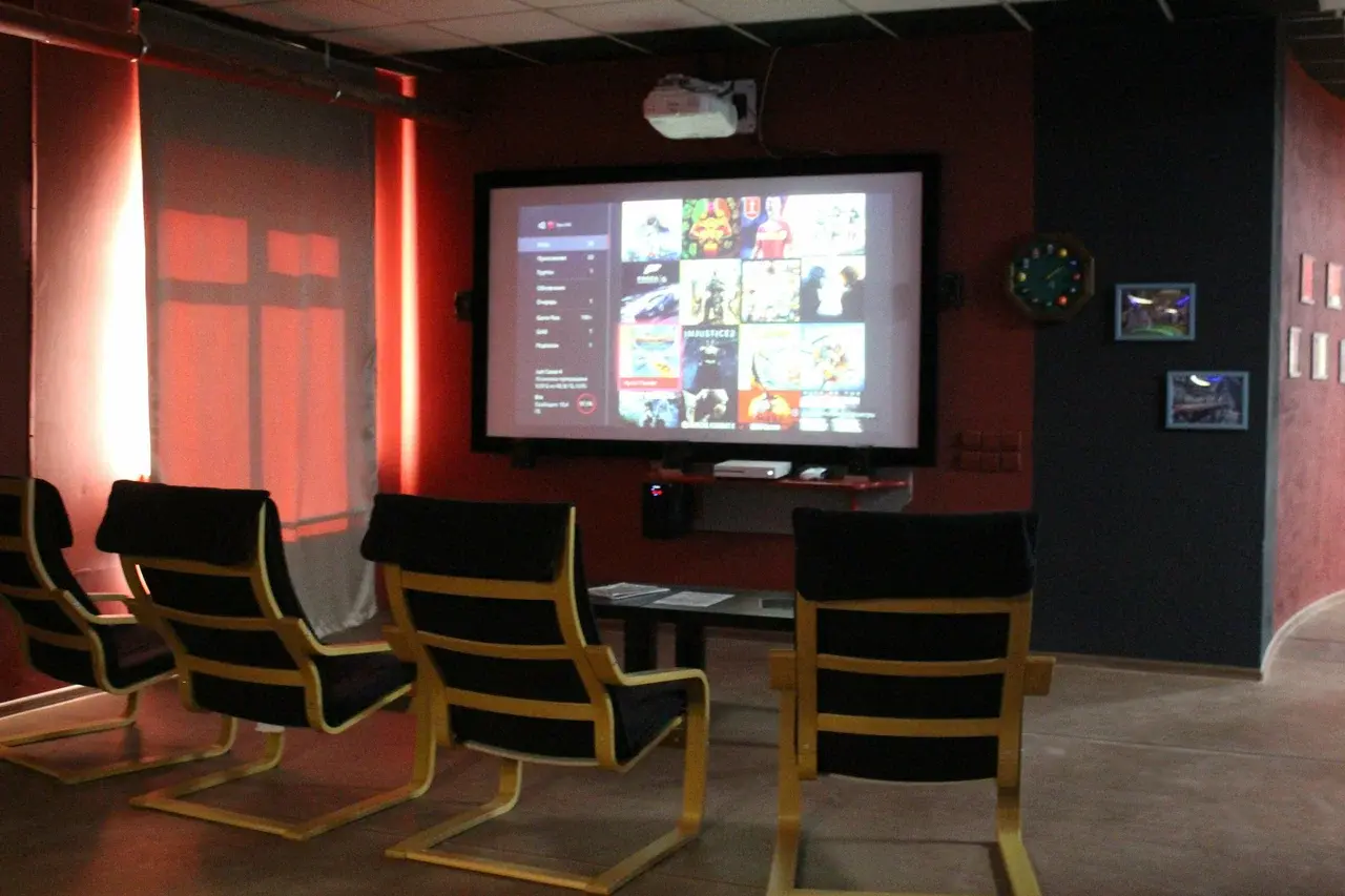 Игровая зона с X-box в Казачьем берегу