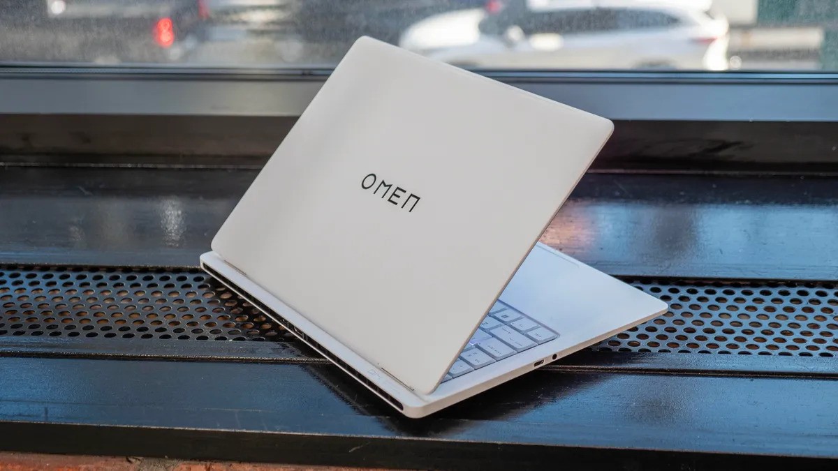 ТОП-5 ноутбуків для студентів, які хочуть грати в ігри і навчатись одночасно. Оптимальні моделі з потужністю, автономністю і ненав'язливим дизайном.