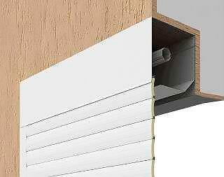 Комбинированный монтаж рольставней коробом внутрь