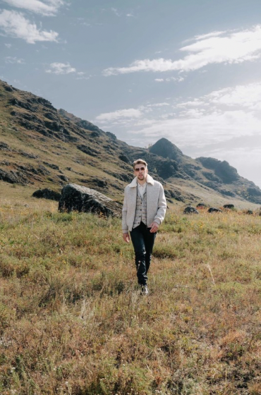 Ведущий публичных мероприятий Никита Анисимов