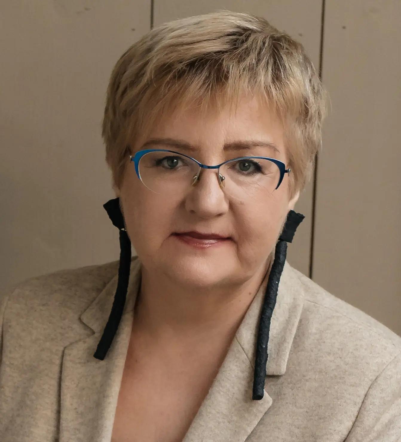 Кризисный психолог Галина Косарева — портрет специалиста