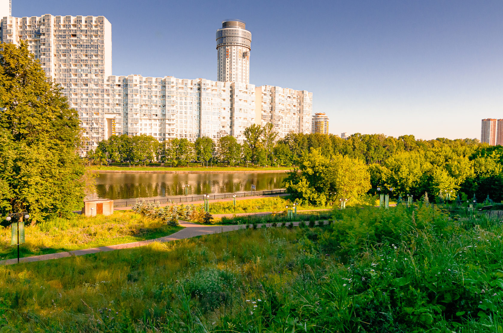 Парки в химках