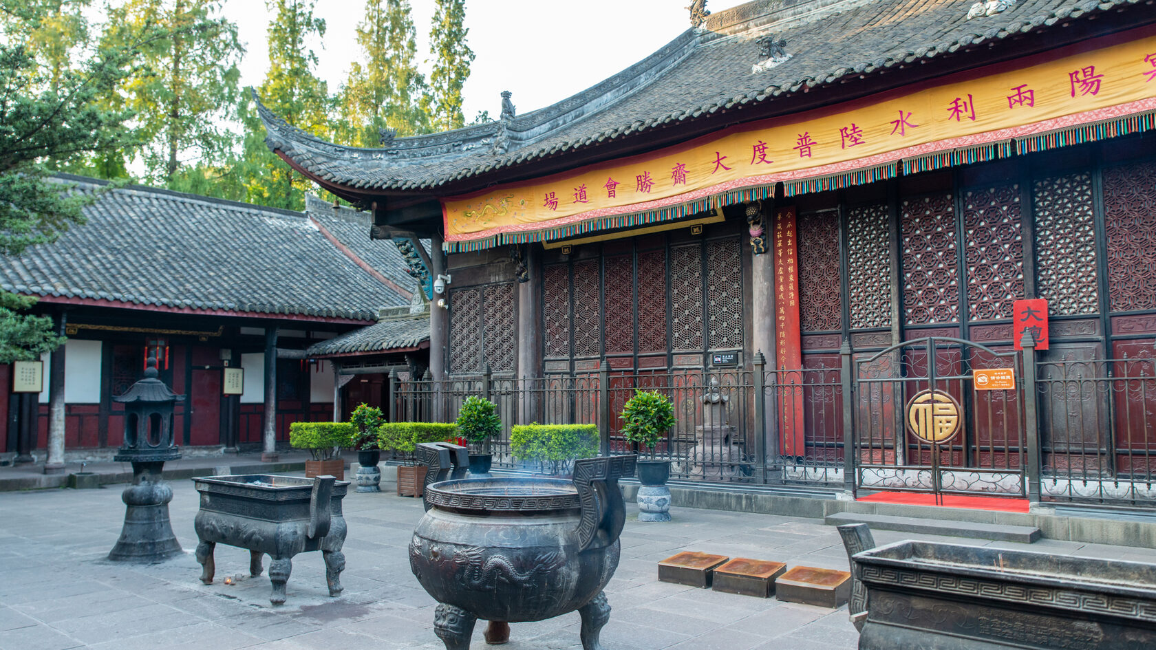 Храм Вэньшу. Чэнду. Китай.