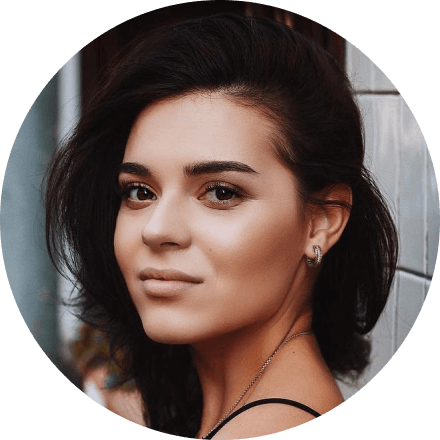 Аделина Сотникова