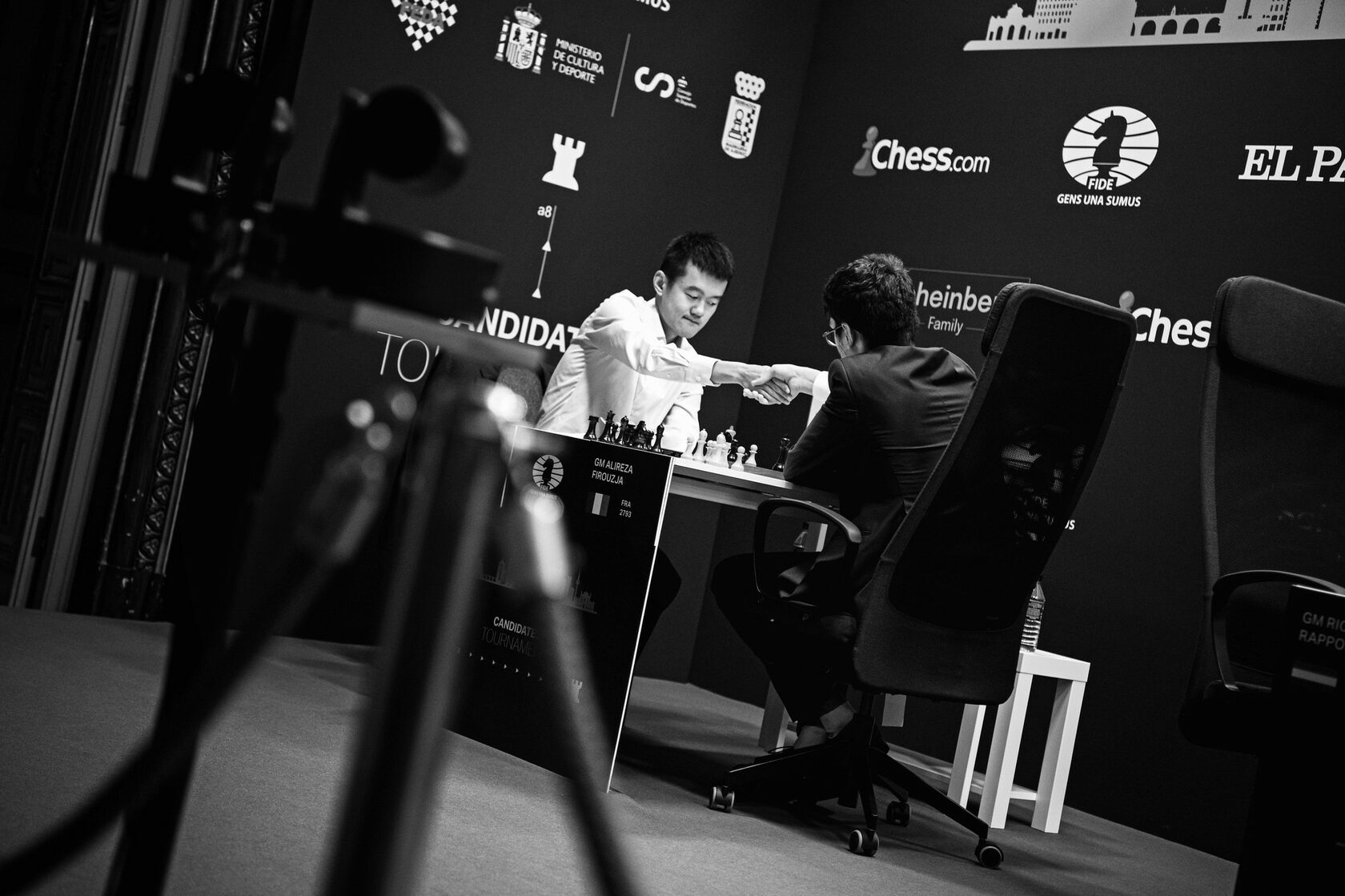 Round ten report: A major setback for Caruana while Nepomniachtchi pushes  forward - Milan Dinic