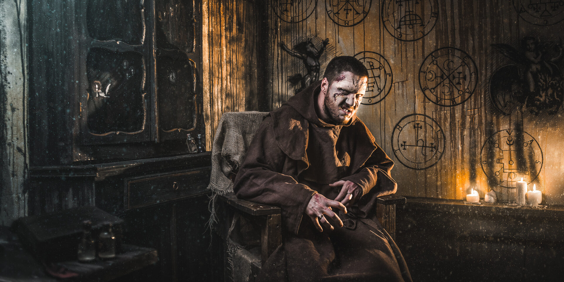 Обитель проклятых квест тверь. Проклятый монастырь квест. Квест проклятый монастырь омск. Улица авиаторов 25а красноярск квесты. Квест проклятый монастырь красноярск авиаторов 25а.