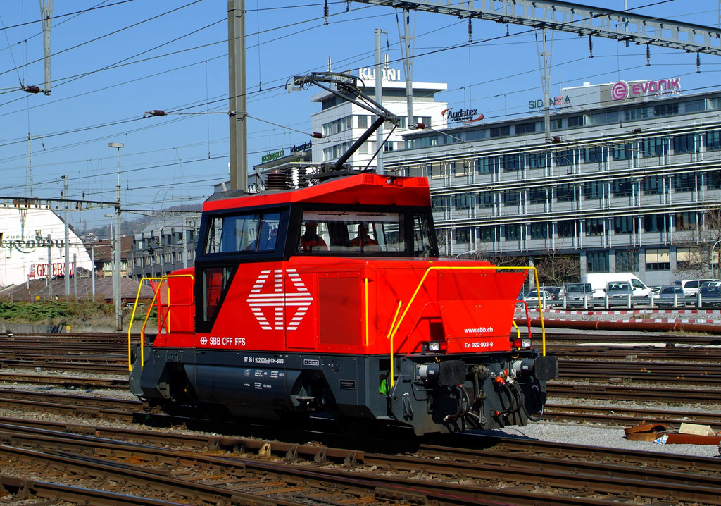 Маневровый электровоз Ee 922