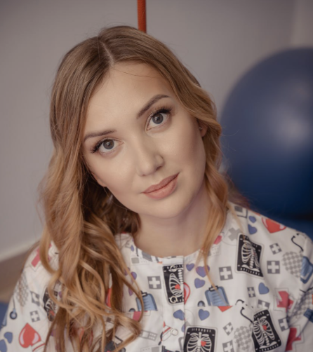 Карина Артаментова