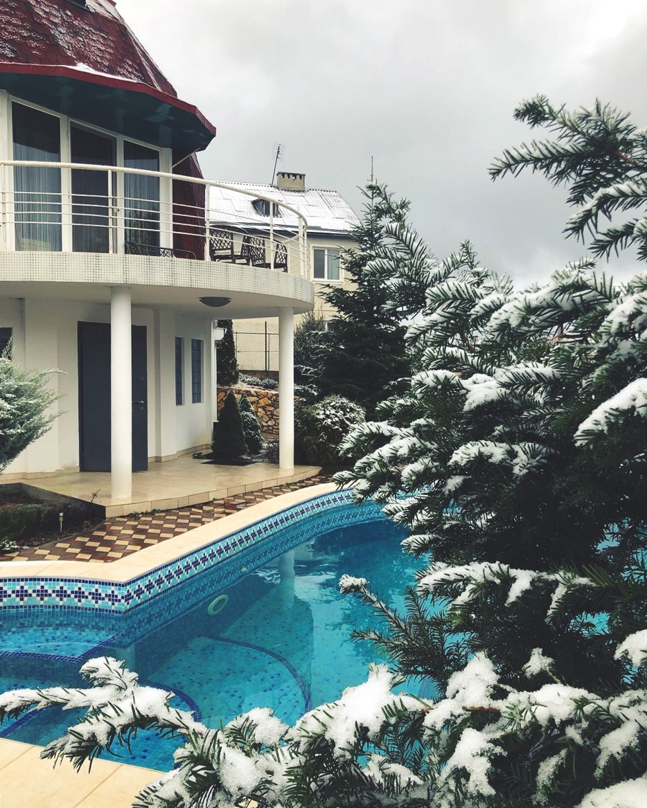 Коттедж с бассейном севастополь. Домики с бассейном севастополь. Домики с бассейном севастополь. Домики с бассейном севастополь. Гостевой дом в крыму с бассейном,питанием.