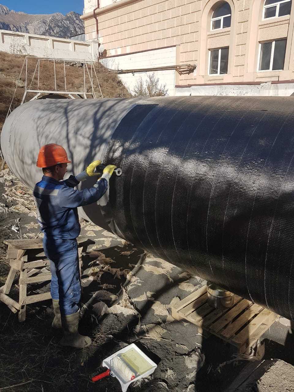 Усиление металлического водовода углеродными лентами