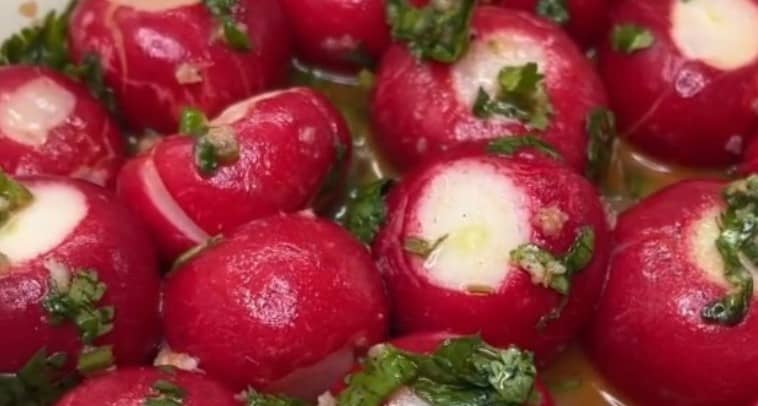 маринованная битая редиска быстрого приготовления