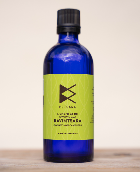 Гидролат равинтсары (цветочная вода). БИО./Cinnamomum camphora.
