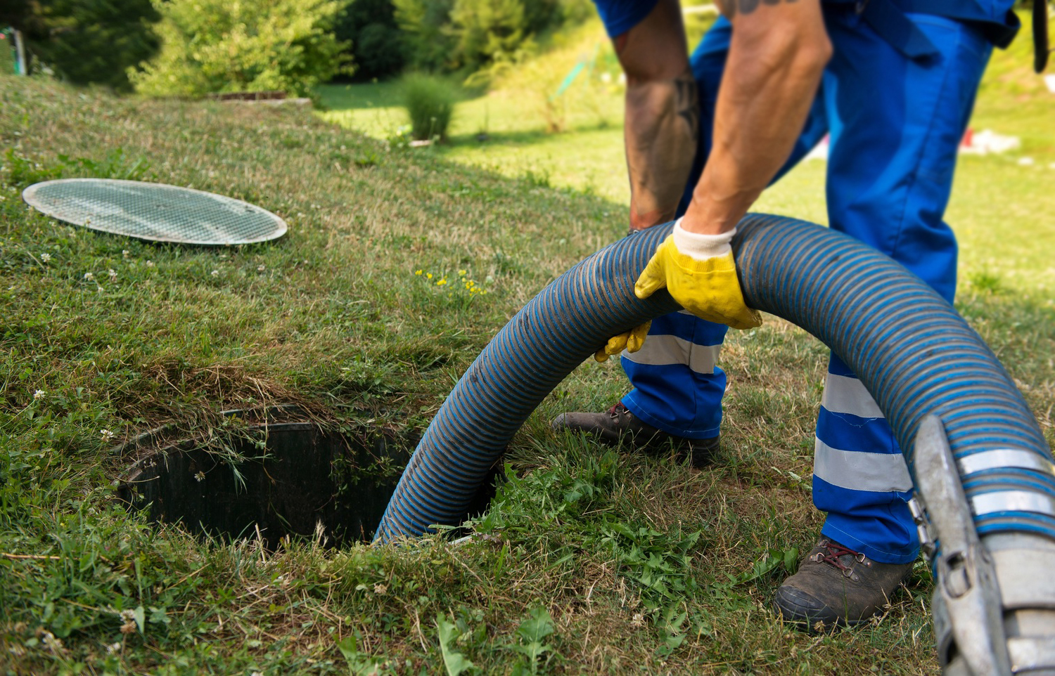 Откачка септиков и выгребных ям в Сочи | Эко-Мир
