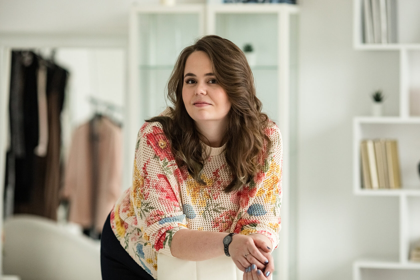 Organiser working in the bedroom