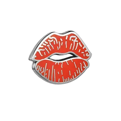 металлический значок в виде губ