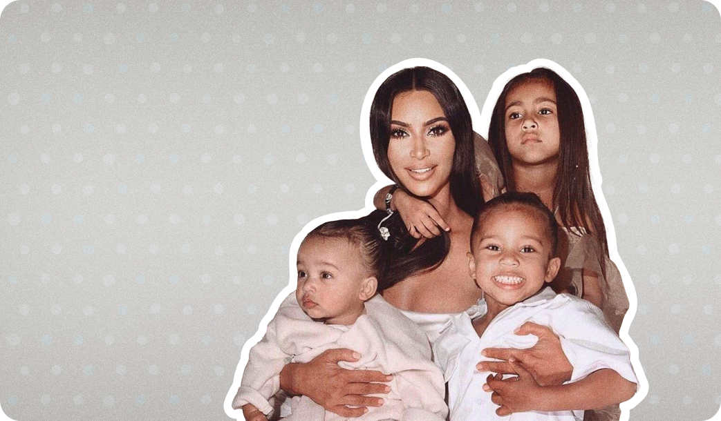 бежевые мамы, минимализм, бежевые комнаты, бежевое детство, беженята, визуальный шум, гиперкопека, материнство, осознанное родительство, Ким Кардашьян, естественность, осознанность, гиперконтроль, тревога