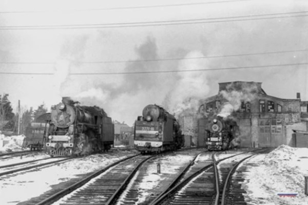 Архивные фото обнаруженные при обследовании здания локомотивного депо. Архивные исторические фото локомотивного депо предоставлены сайтом -