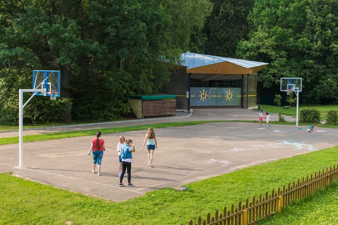 Одинцовская база. Пансионат Солнечная Поляна. Пансионат Солнечная Поляна Звенигород. Пансионат Солнечная Поляна Одинцовский район. Санаторий Солнечная Поляна Одинцовский район.