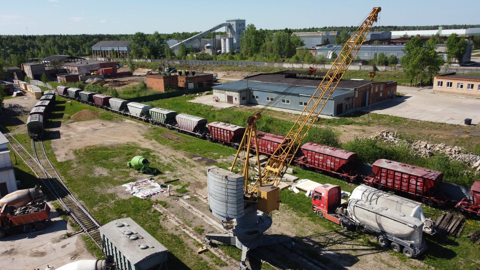 Услуги ЖД перевалки вагонов щебня, песка, цемента в Наро-Фоминске в  Подмосковье