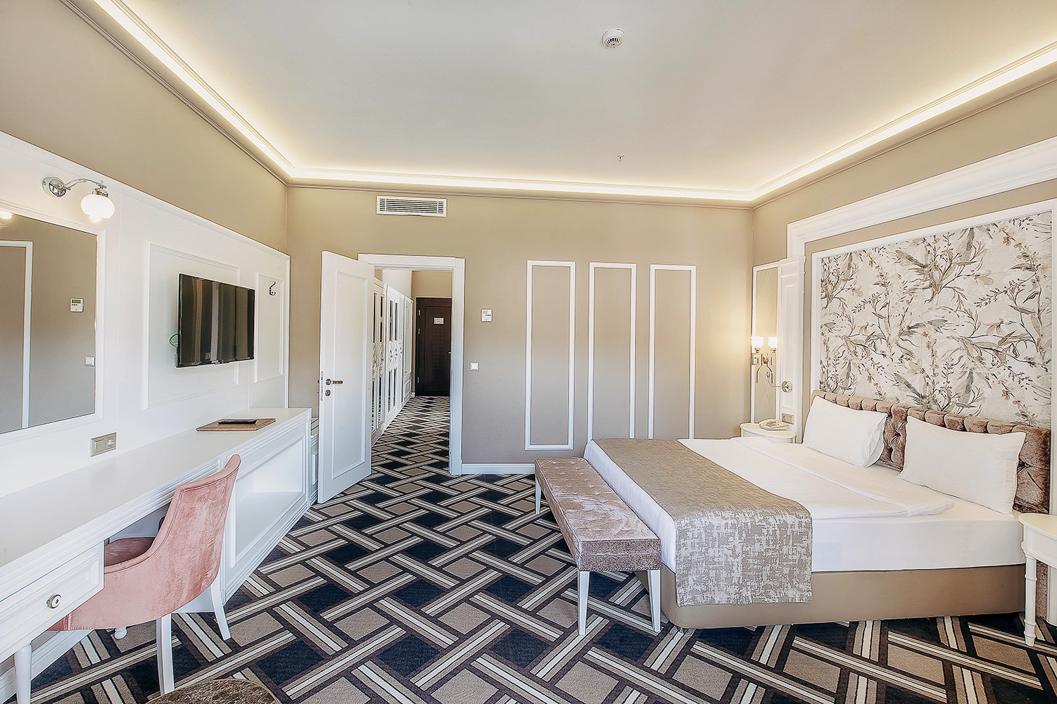 Utopia residence отзывы. Отель утопия Резорт Резиденс Турция. Утопия Резорт Турция Авсаллар Резиденс 5. Utopia Resort & Residence (ex. Alara Park Hotel) 5*. Utopia Resort & Residence 5 ***** (Авсаллар).