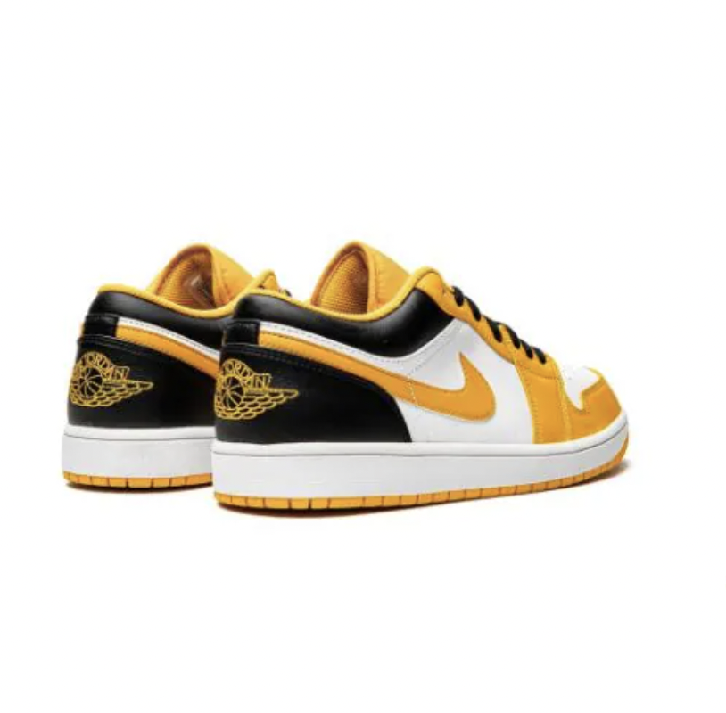 Кроссовки Nike Air Jordan 1 Low &quot;Taxi&quot; купить в Москве