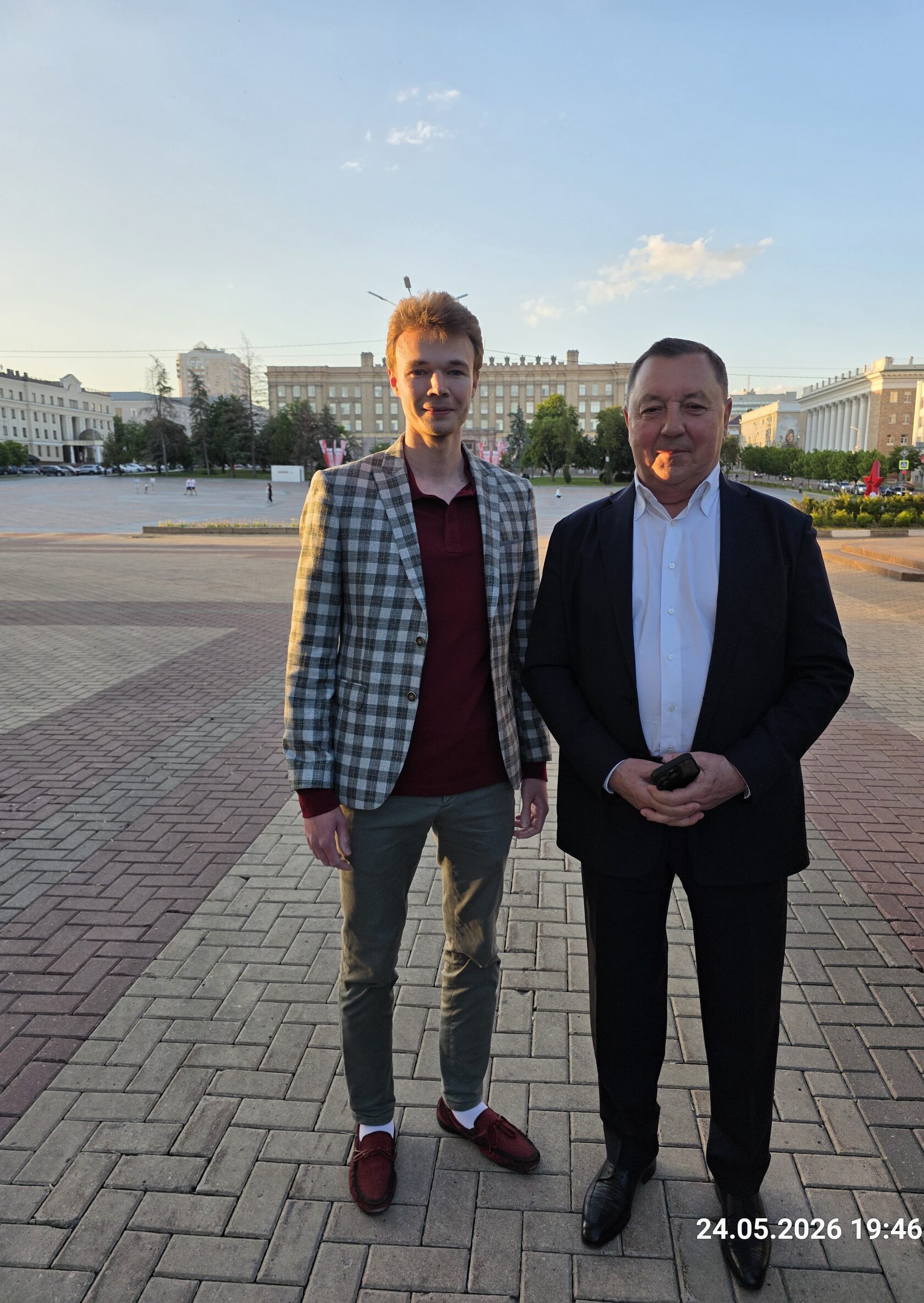Владимир Зотов