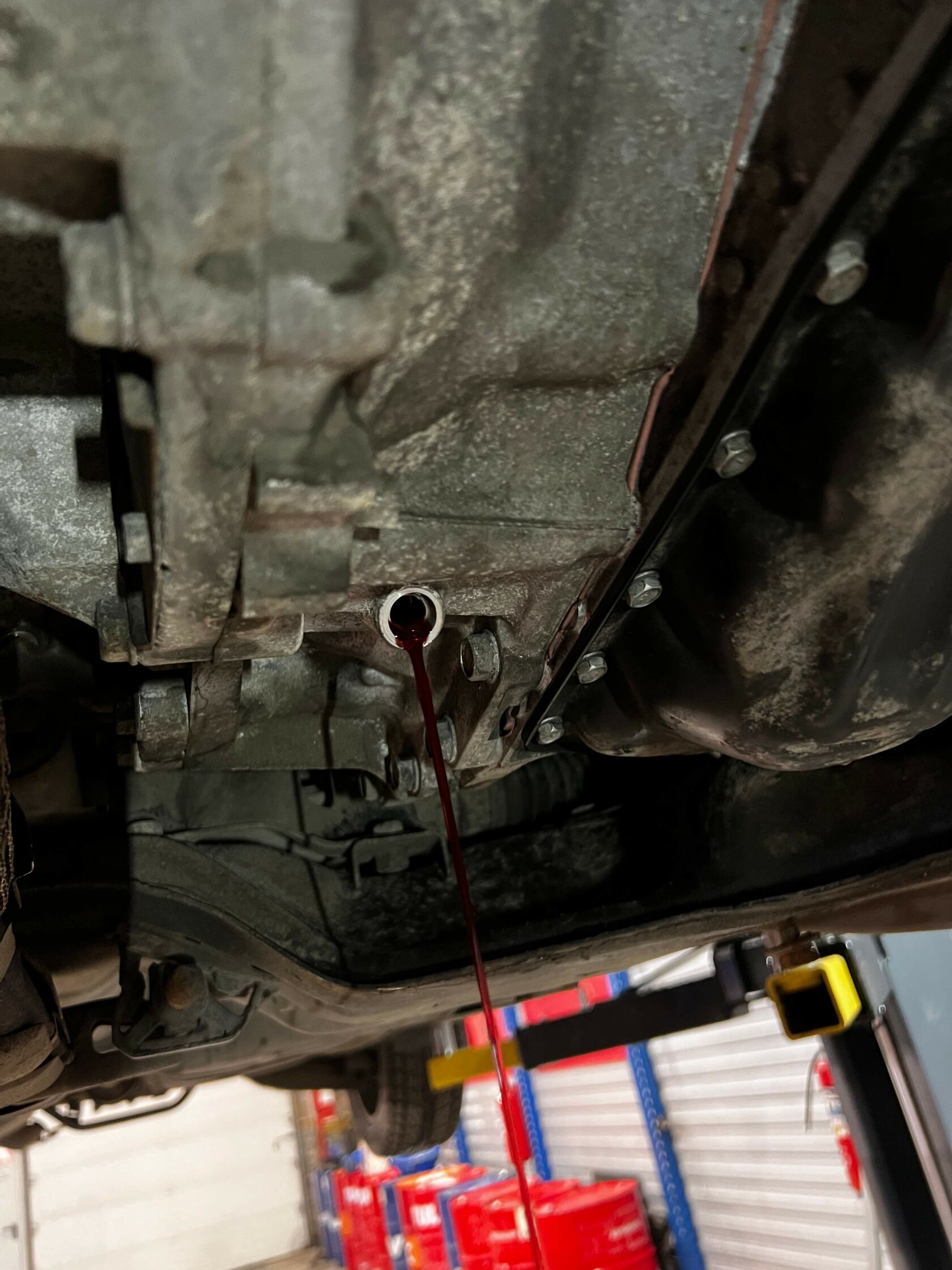 Выставление уровня через контрольную пробку