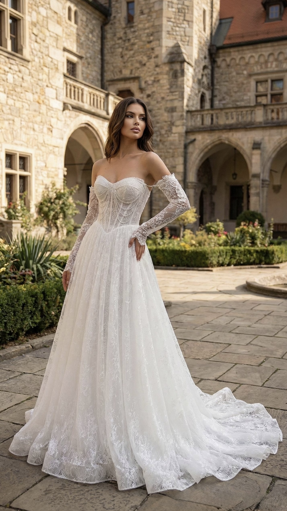 свадебное платье кружевное с жемчугом