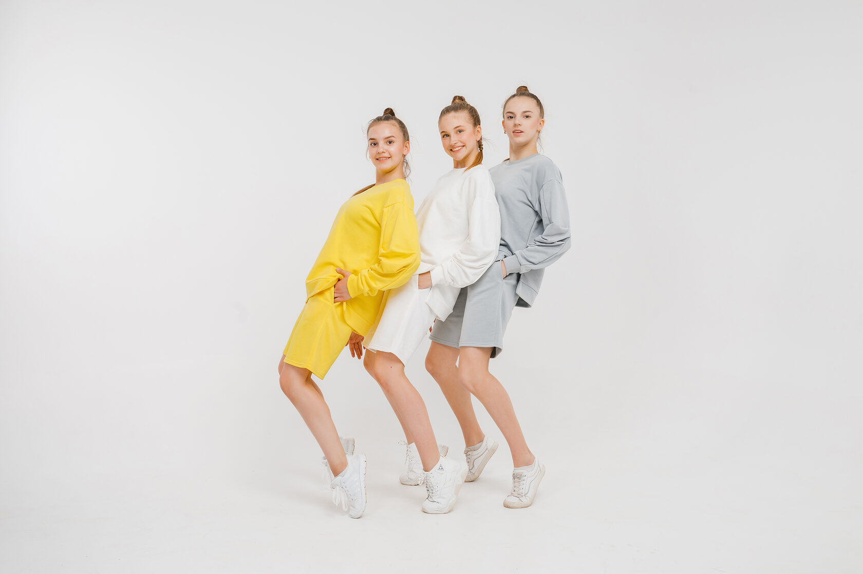 Спортивная одежда тольятти. Спортивный костюм Caramell.