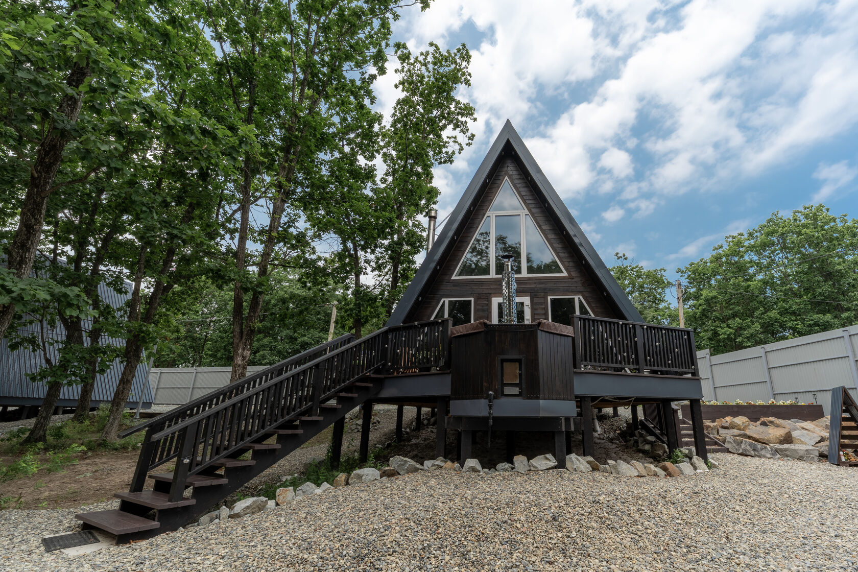 Комплекс из двух A-frame домов
