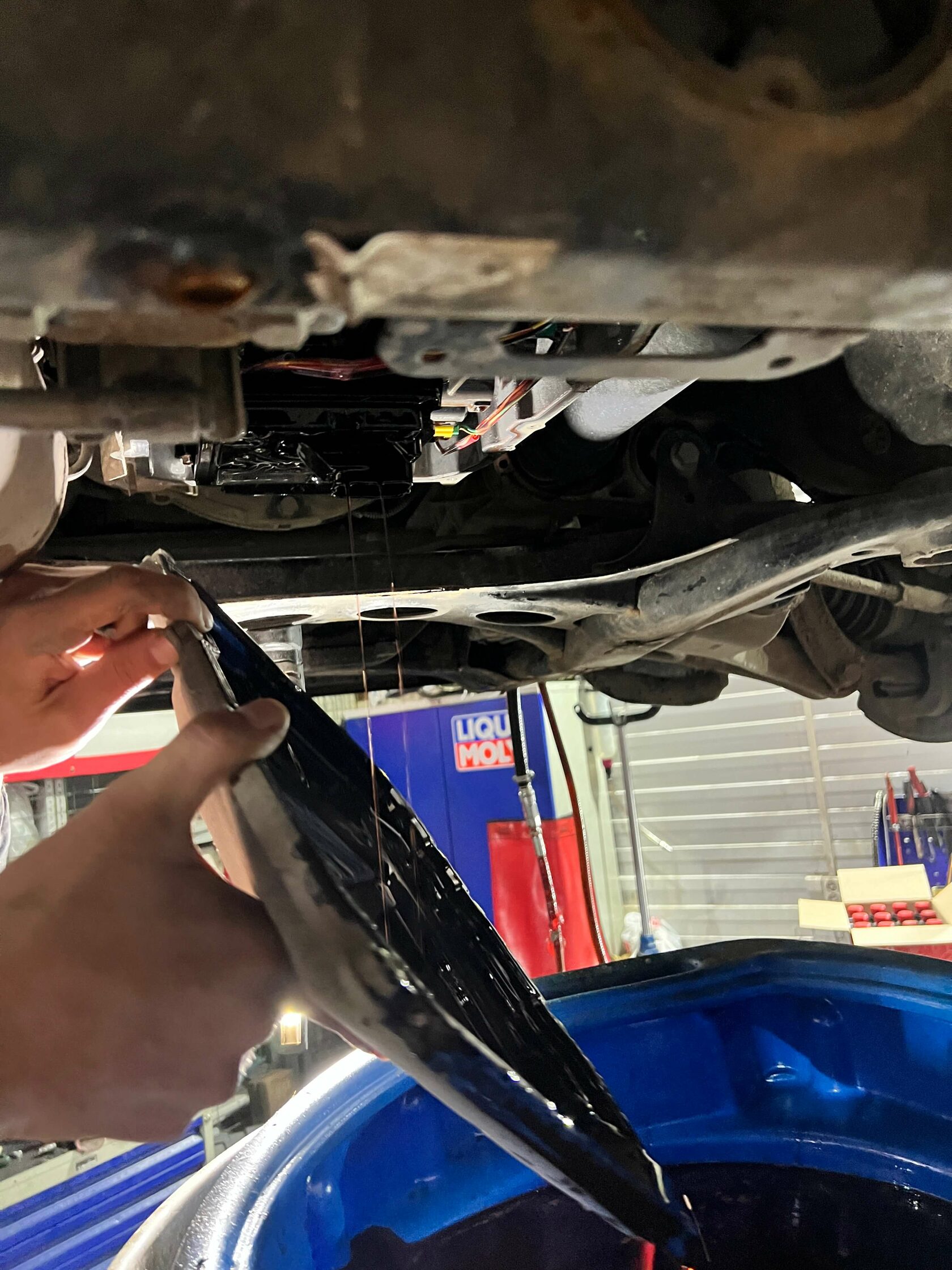 Снятый поддон АКПП Volkswagen Touareg