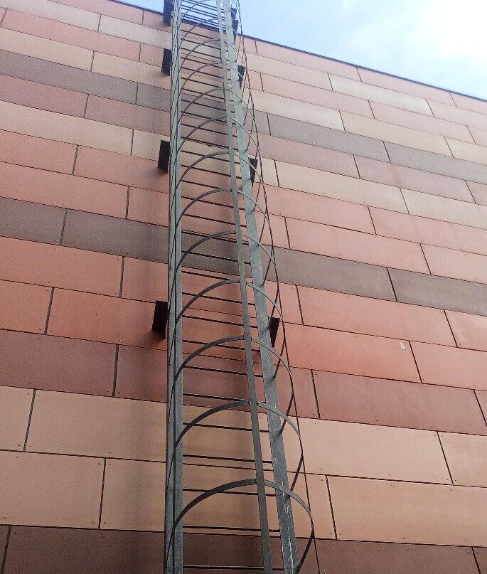 каркасная основа технической лестницы