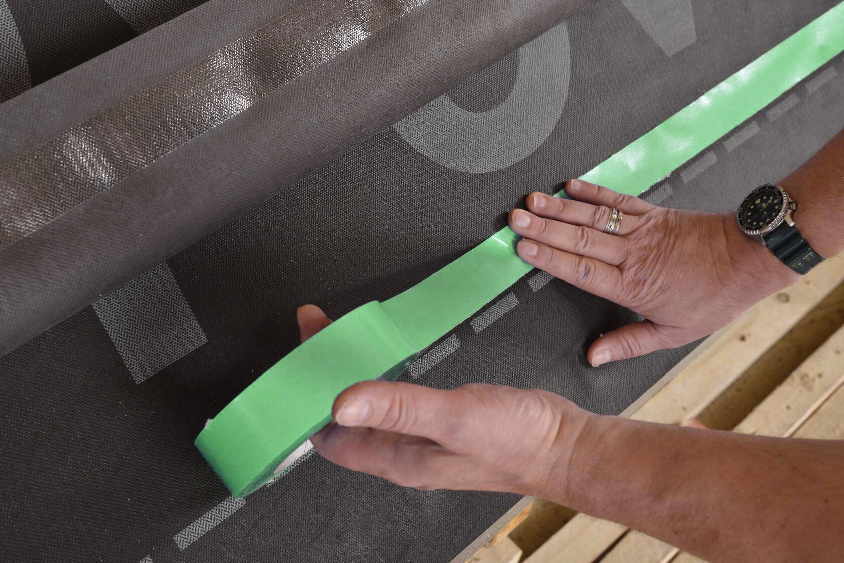 Клейкие ленты от Лентаком