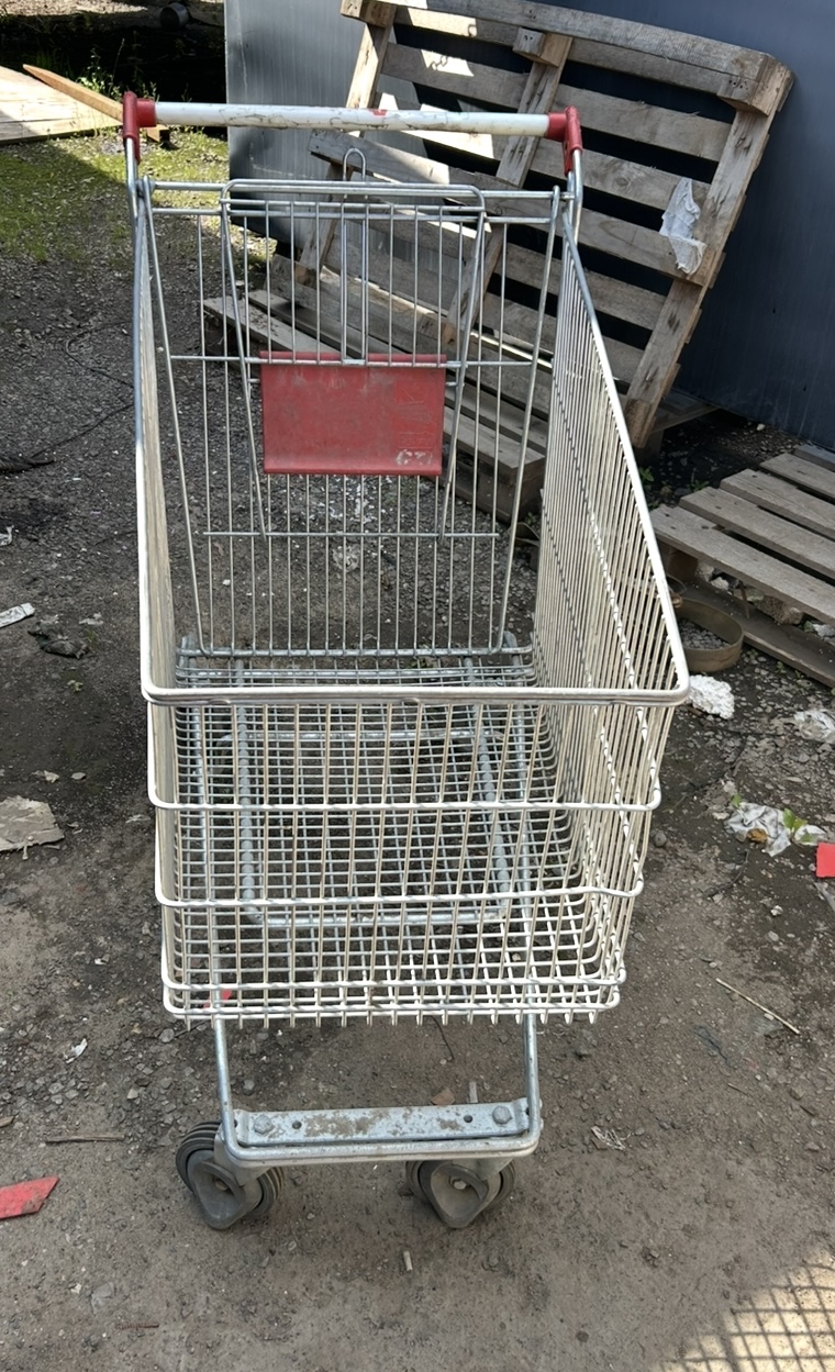 Тележки 180 литров б/у