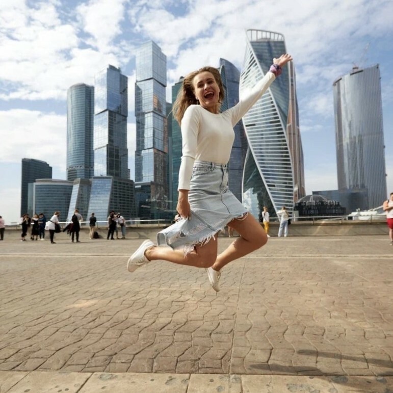 Психологическая регрессия. Обучение регрессии. Анастасия Дмитриева регрессолог. Анастасия Комарова регрессология.