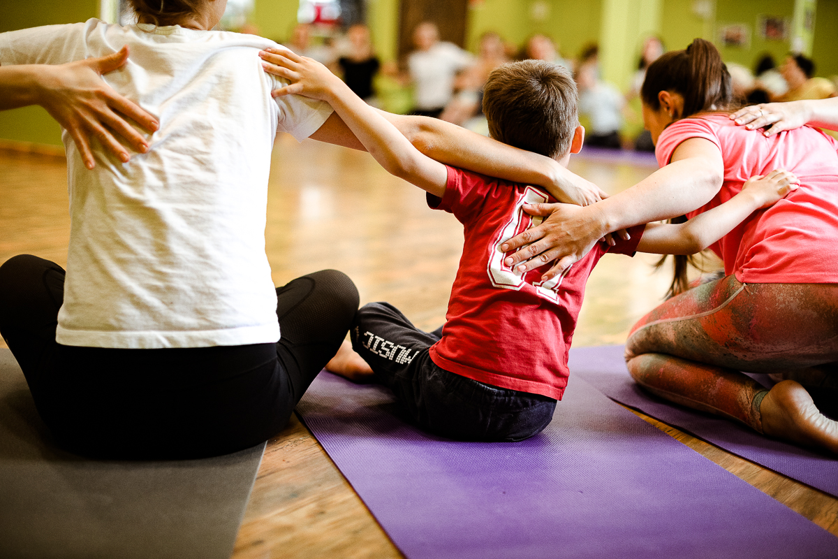 йога для детей обучение