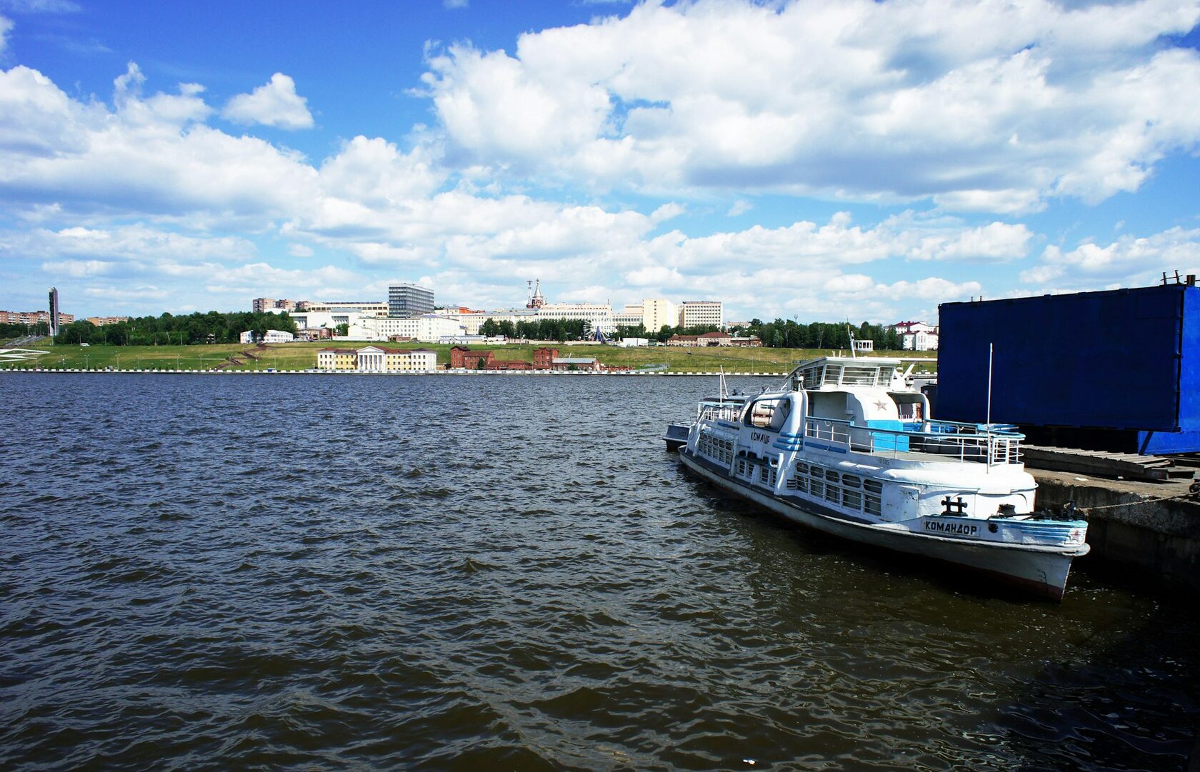 Контейнерный терминал дальневосточного порта — ротация HUB SHIPPING