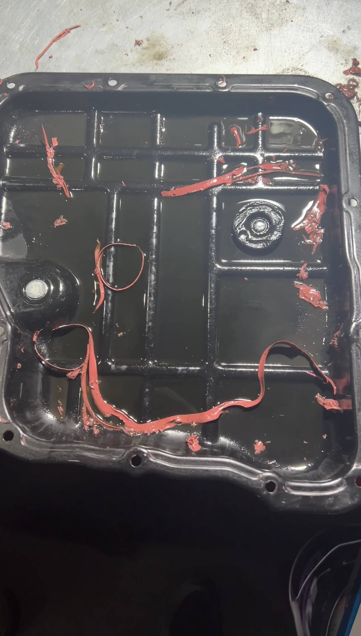 Чистка поддона и магнитов вариатора Subaru