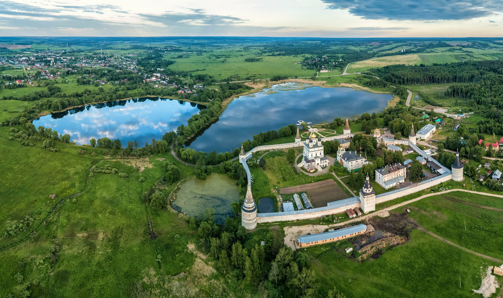 Монастырь в Волоколамске Иосифа