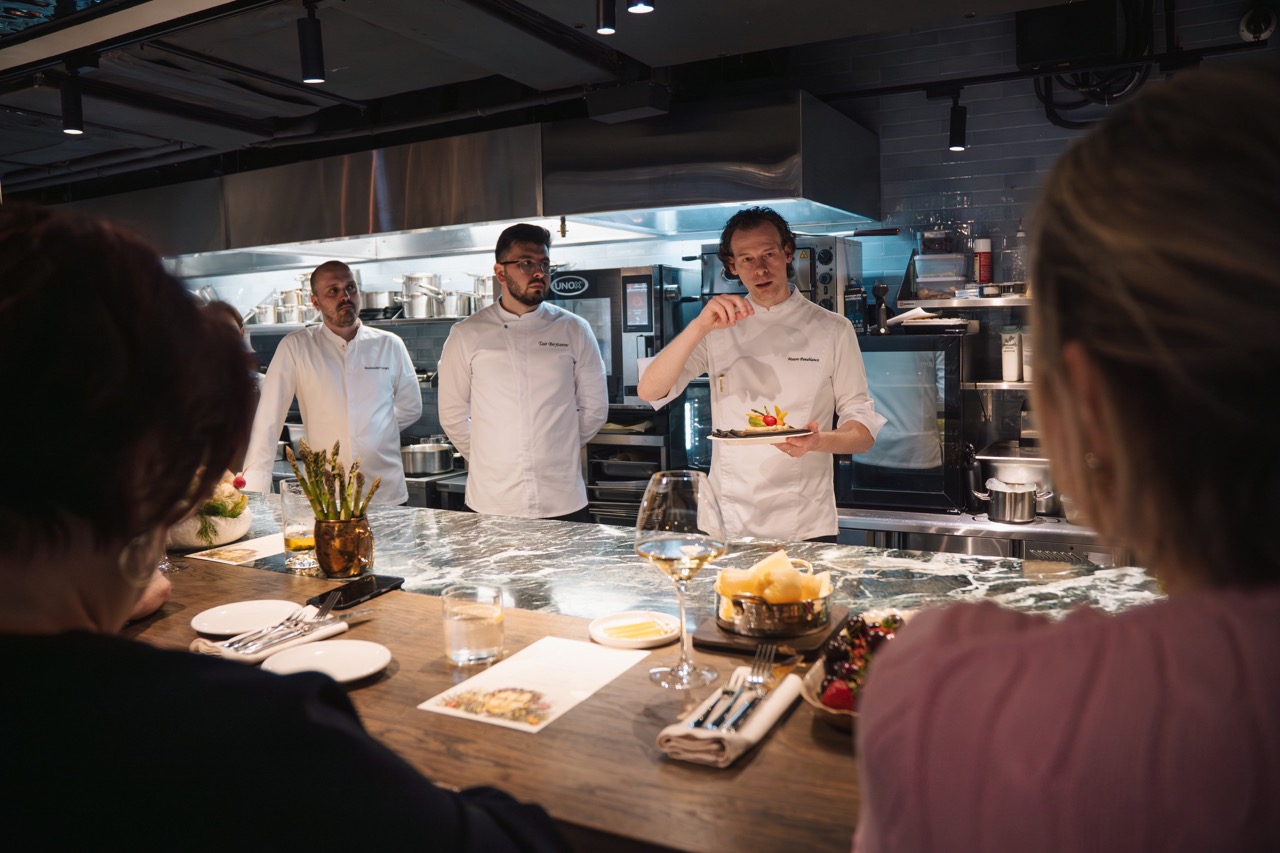 Блюдо Chef’s table в Essenza by Mauro Panebianco