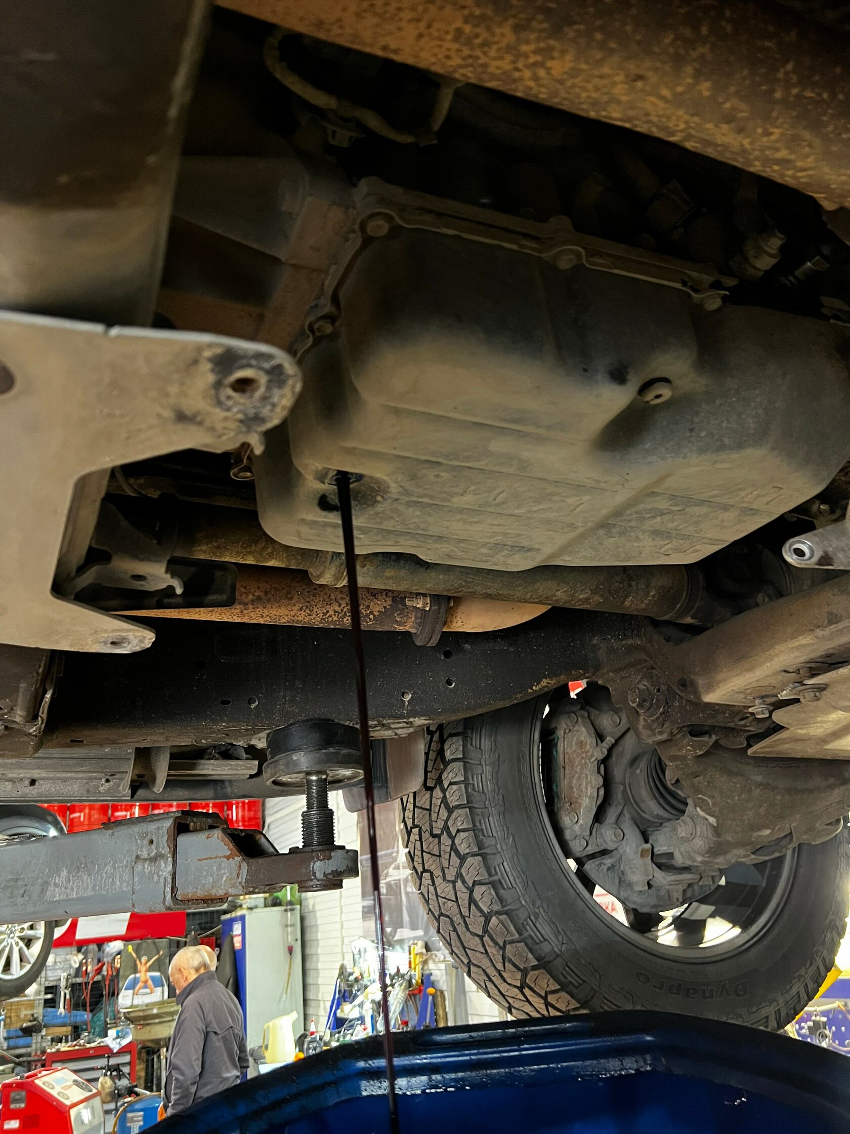 Слив масла из картера АКПП