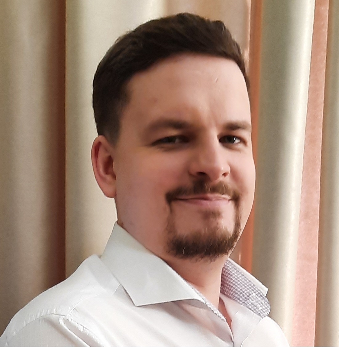 Андрей сенин